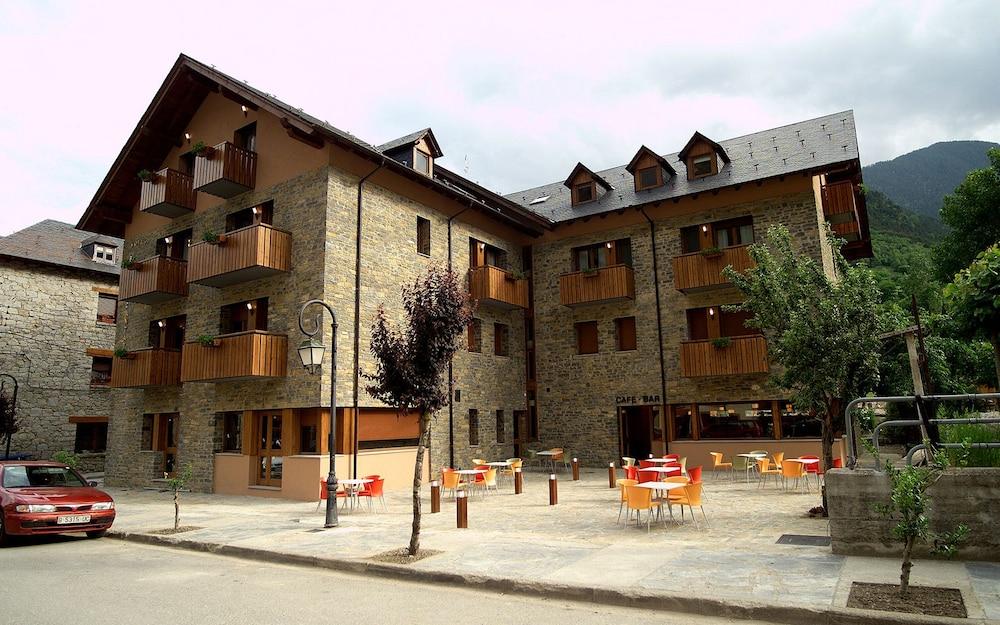 Hotel Els Encantats Espot Luaran gambar