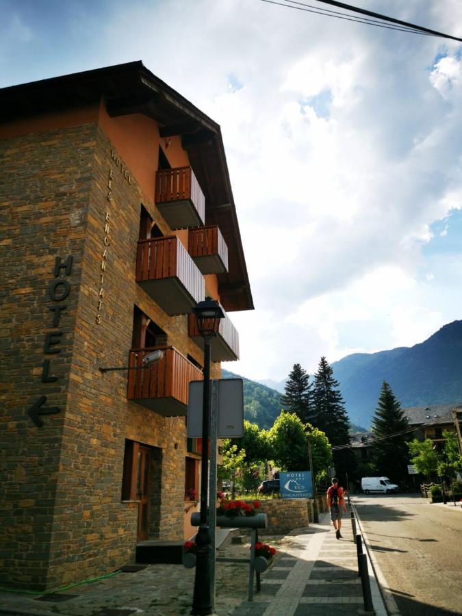 Hotel Els Encantats Espot Luaran gambar