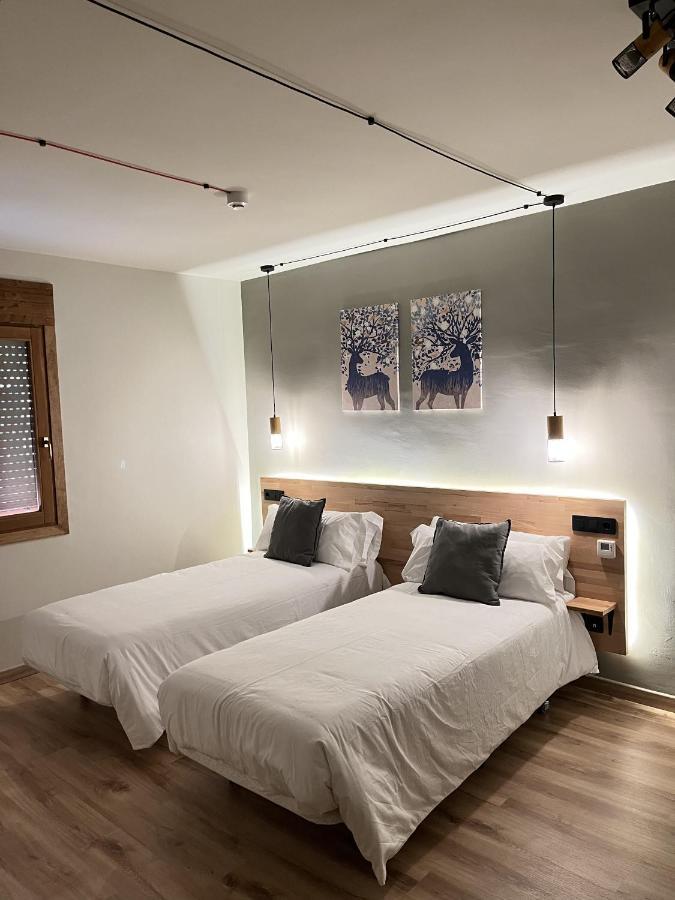Hotel Els Encantats Espot Luaran gambar