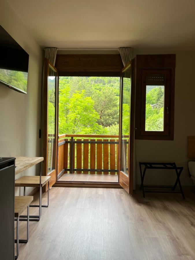 Hotel Els Encantats Espot Luaran gambar