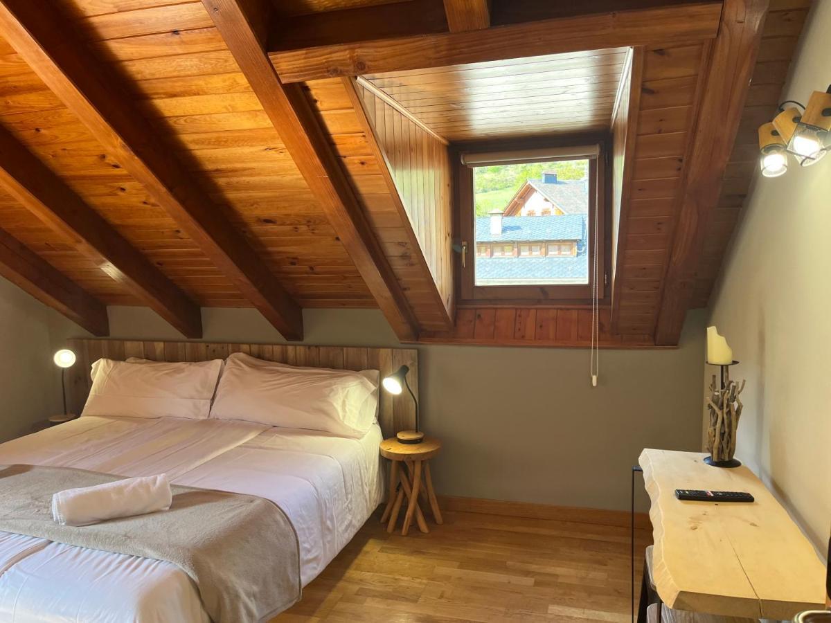 Hotel Els Encantats Espot Luaran gambar